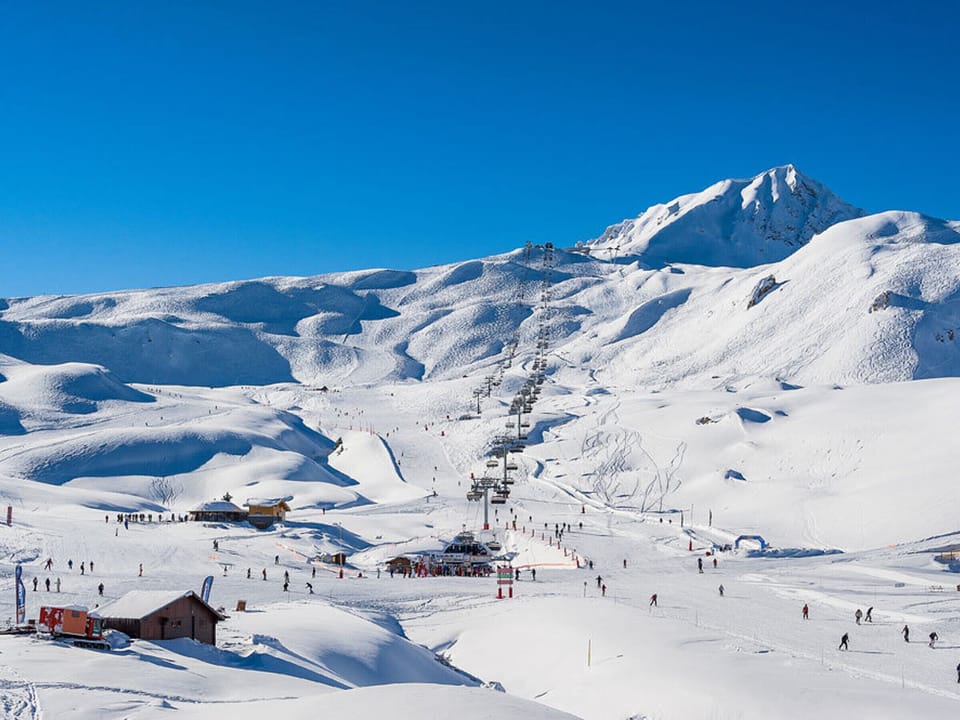 Snow and ski sports