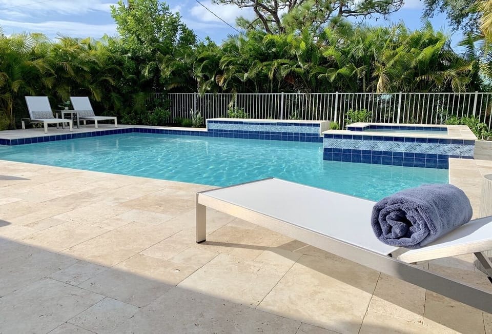 Pool and Spa - Lounge Away.