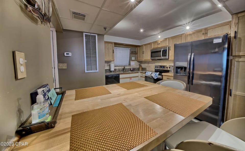 Kitchen area direct view of the Gulf of Mexico