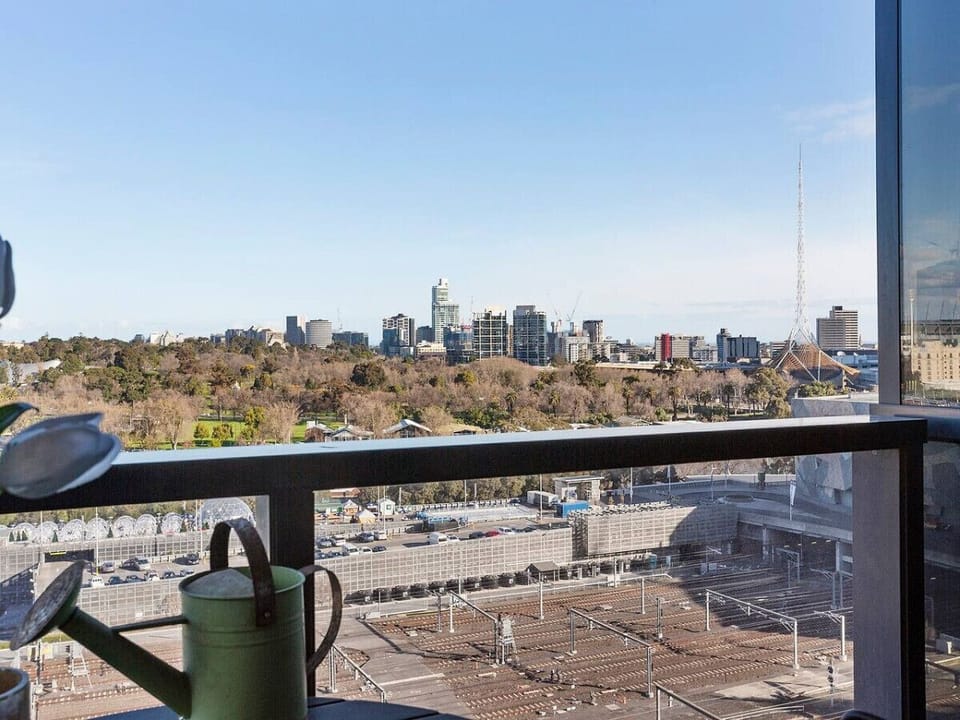 Balcony views across the Yarra River to the Botanical Gardens
