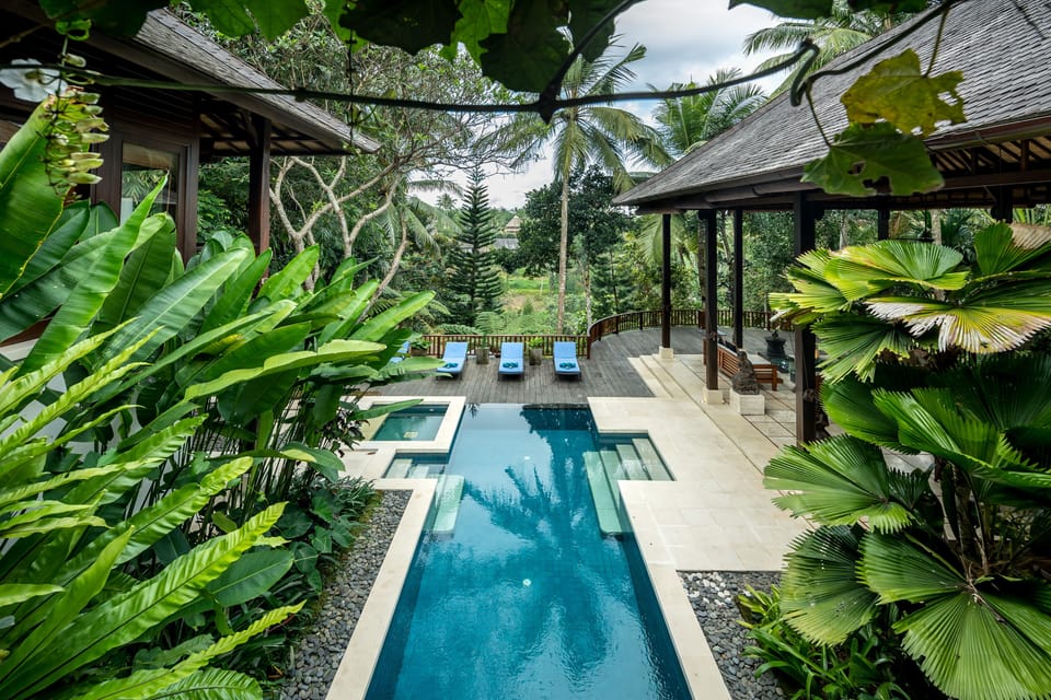 Private pool