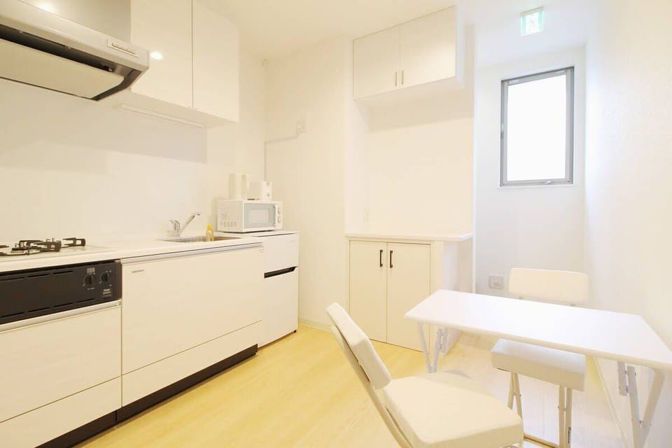 small dining table for 2