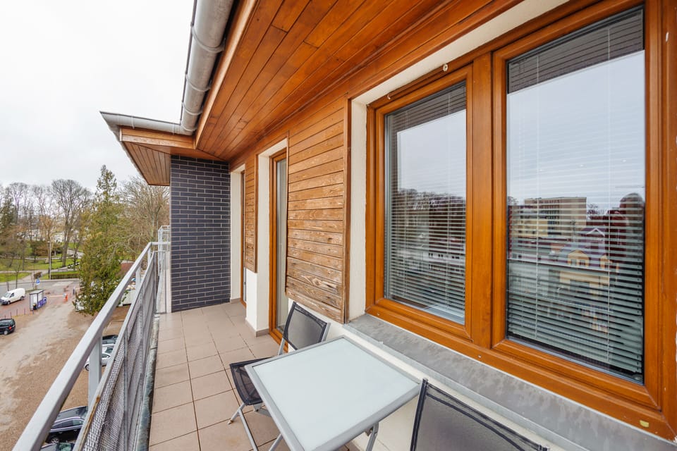 Studio (18) | Balcony