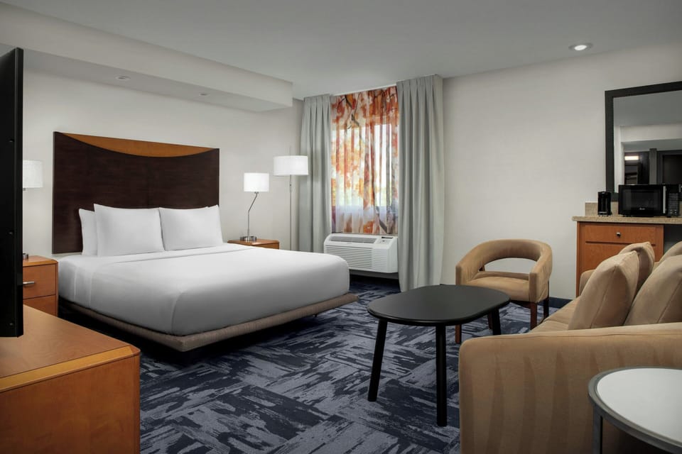 In-room safe, desk, laptop workspace, blackout drapes