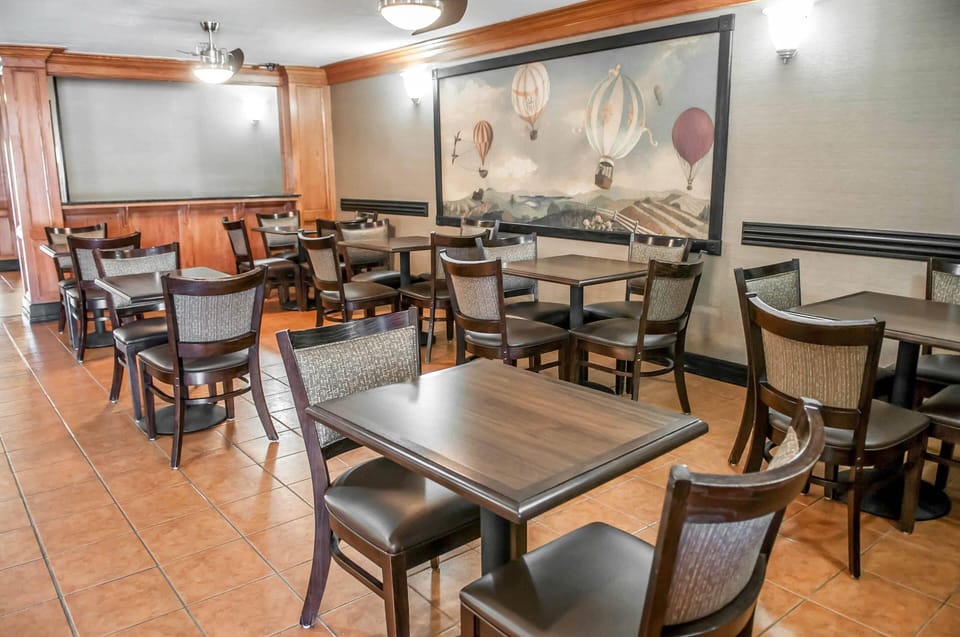 Free buffet breakfast