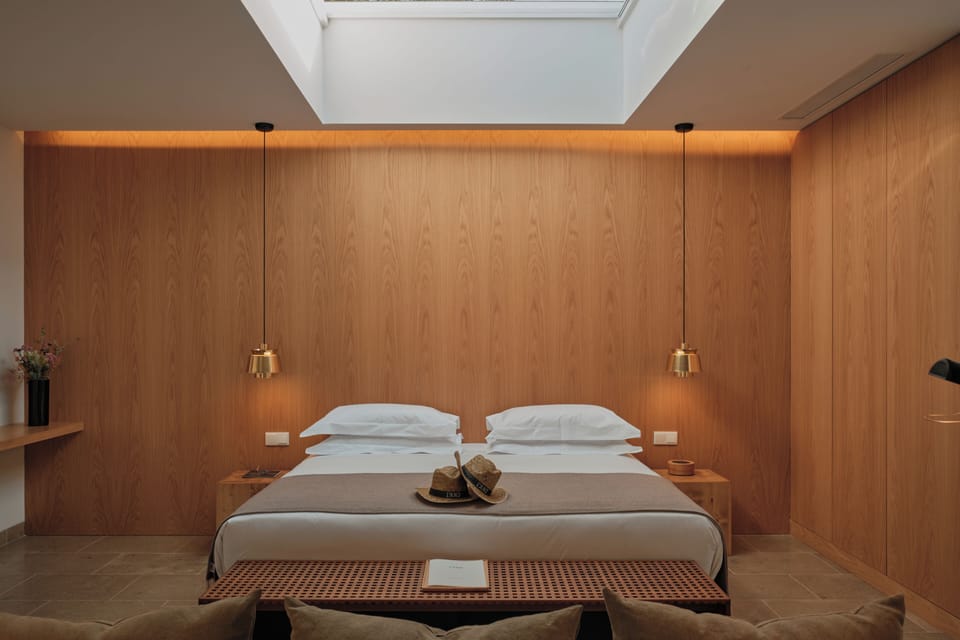 Sky View Junior Suite | 1 bedroom, Egyptian cotton sheets, Select Comfort beds, minibar