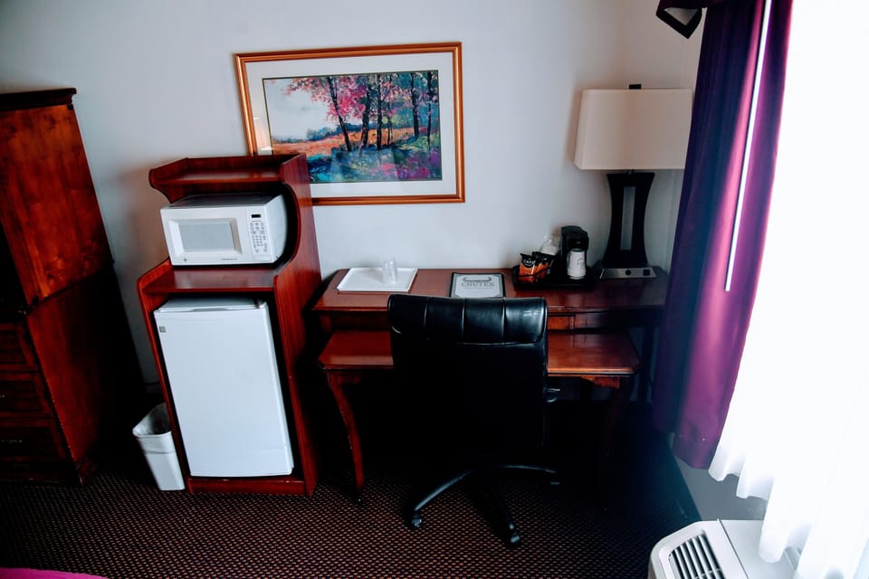 Fridge, microwave, coffee/tea maker