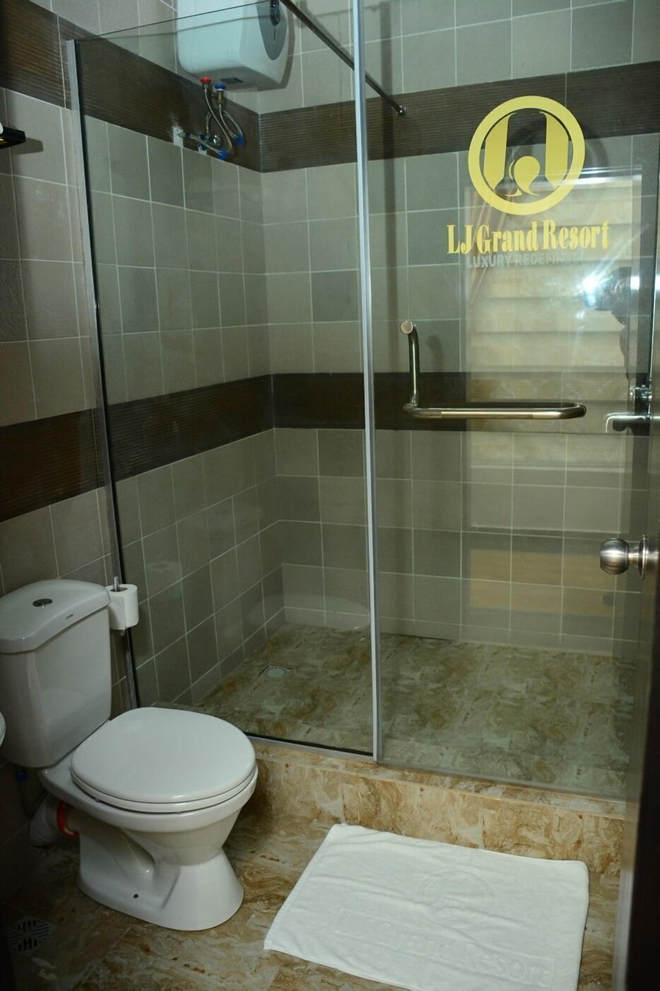 Slippers, towels, soap, shampoo