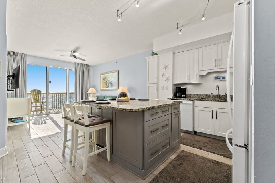 Open floor plan.