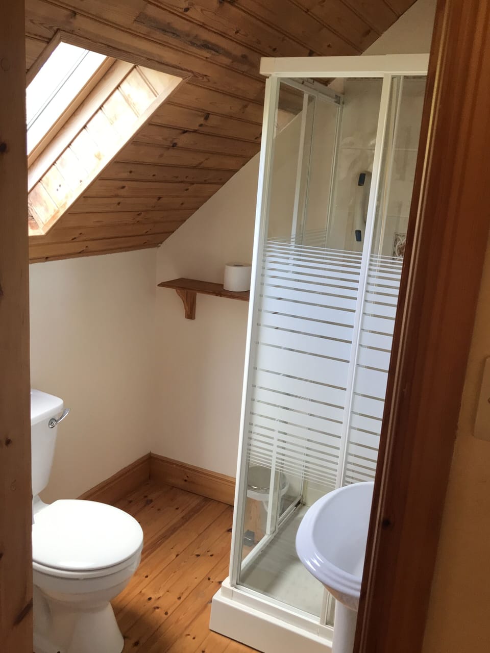 Carraigin Ban Cottage in County Mayo