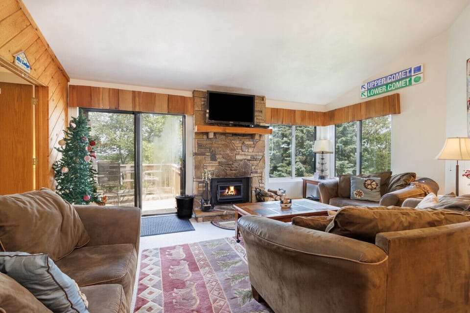 Cozy living room with ample space for everyone to relax and enjoy.