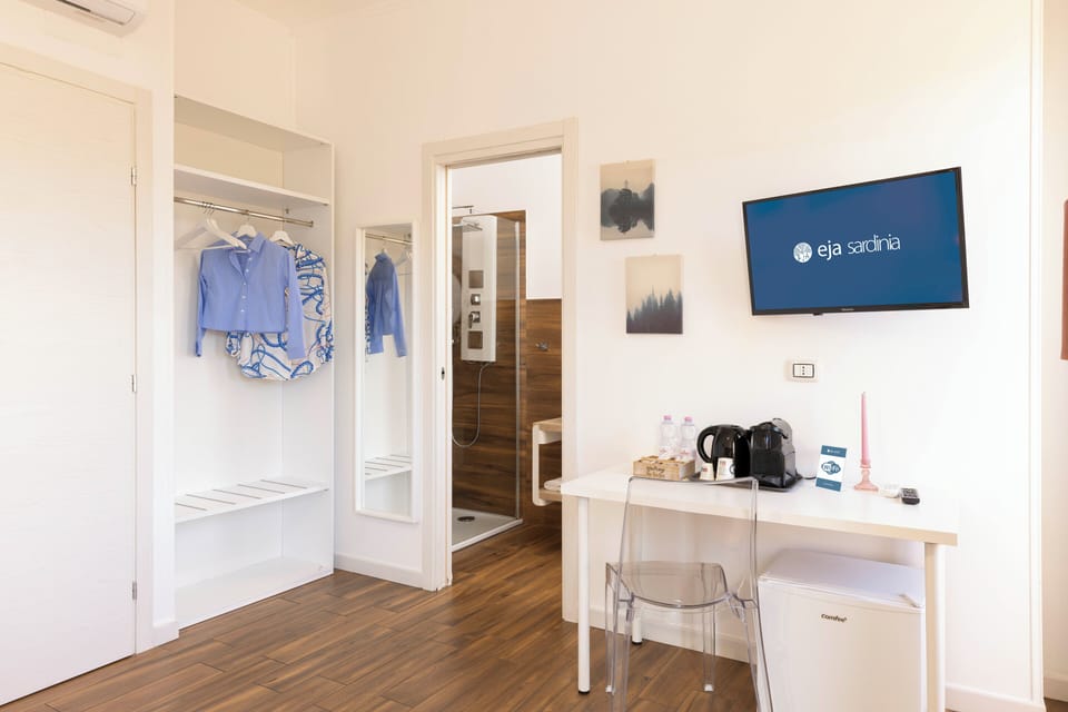 Superior Double Room, Balcony | Premium bedding, down comforters, memory foam beds, minibar