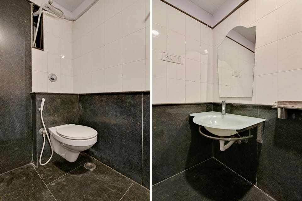 Double or Twin Room | Bathroom | Shower, free toiletries, towels