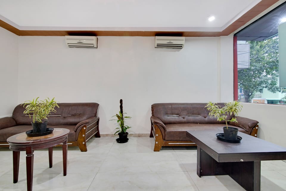 Capital O 11148 Amethyst Business Hotel Hotel in Bengaluru