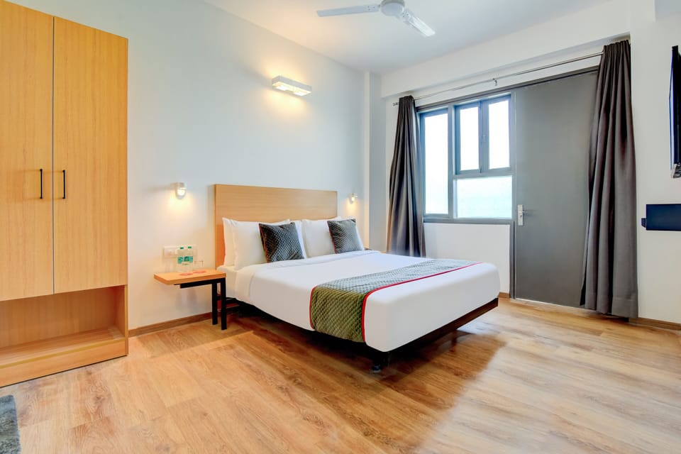 Superior Double Room | Egyptian cotton sheets, premium bedding, memory foam beds, desk