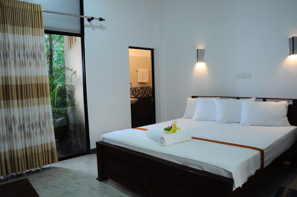 Double Room | In-room safe, individually furnished, desk, free WiFi