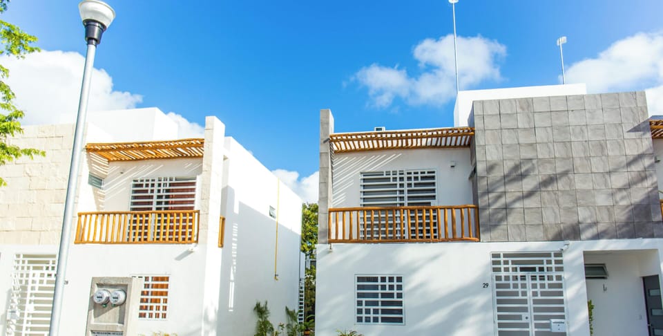 We offer the option of the house #28 aside equally with all services and comfort