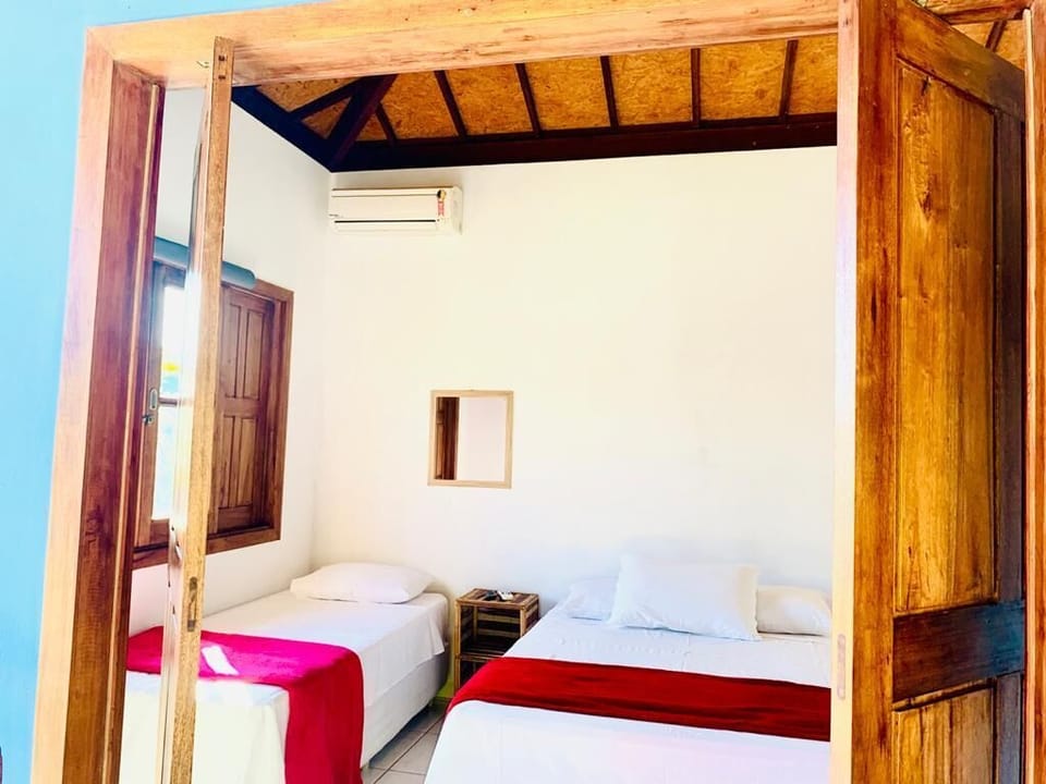 Standard Triple Room | Minibar, free WiFi, bed sheets