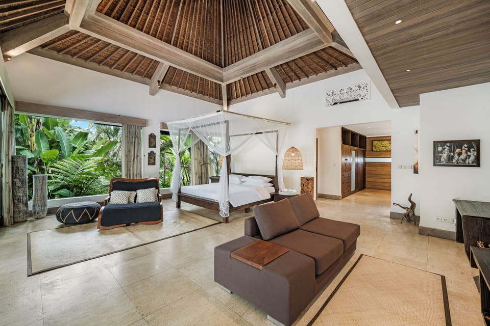 The Luxury Suite | 1 bedroom, premium bedding, down comforters, Tempur-Pedic beds