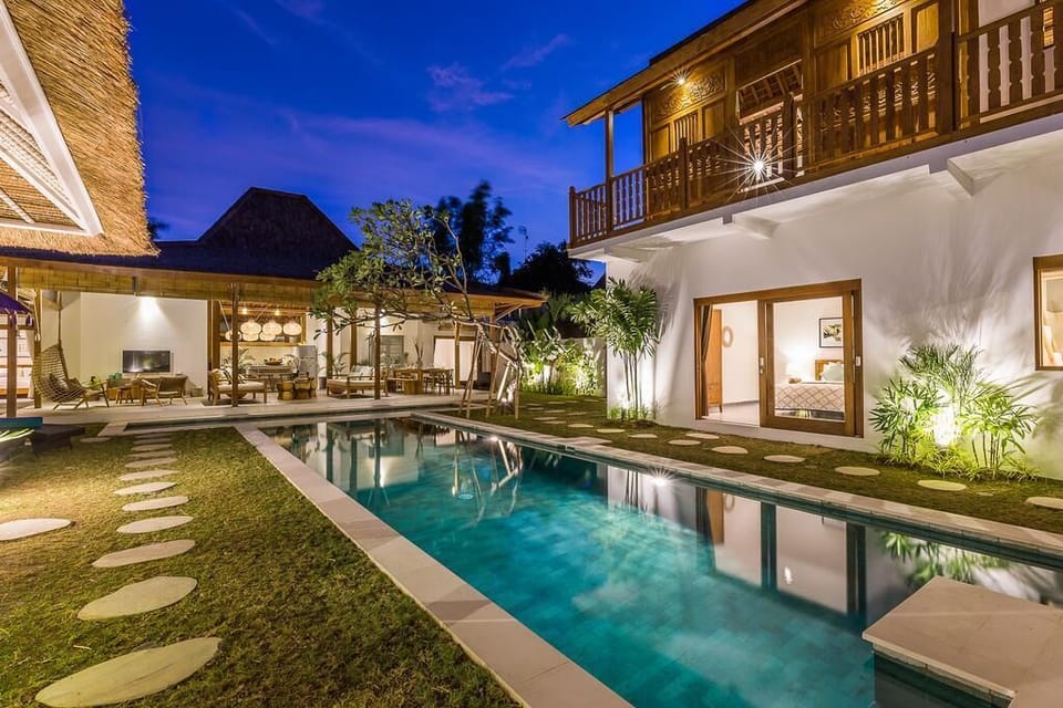 Private Pool and garden 