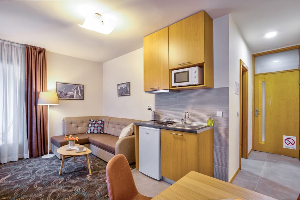 Private kitchenette