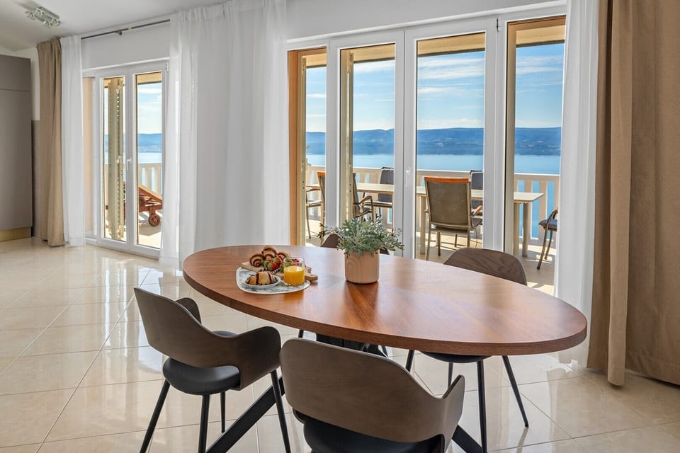 The third floor offers spacious Apartment No 5. with 2 bedrooms and a playroom, a big terrace