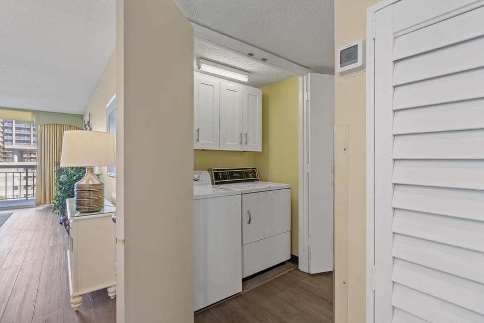 Washer & Dryer In Unit