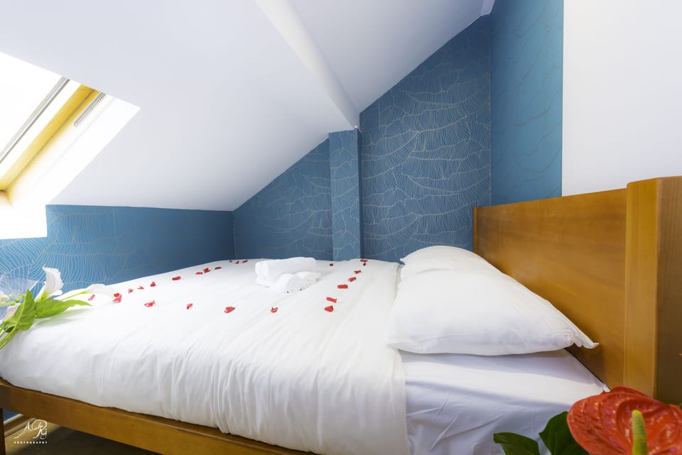 Room, Shared Bathroom (106) | Free WiFi, bed sheets