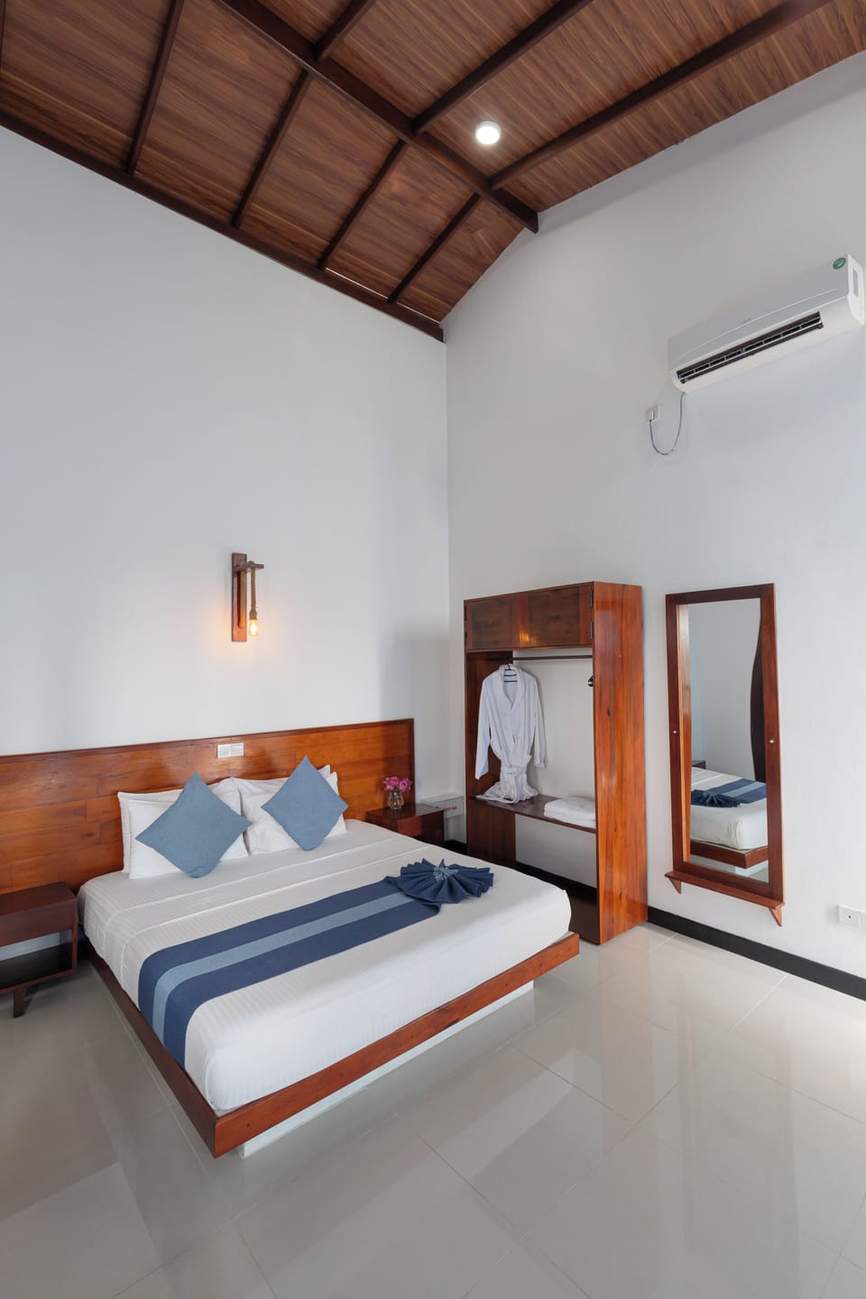 Premium Double Room, Balcony, Sea View | Premium bedding, in-room safe, individually decorated