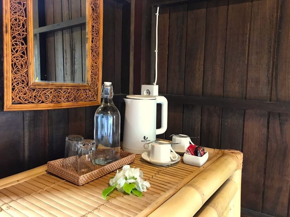 Traditional Double Room, Private Bathroom | WiFi (free), individually decorated, bed sheets