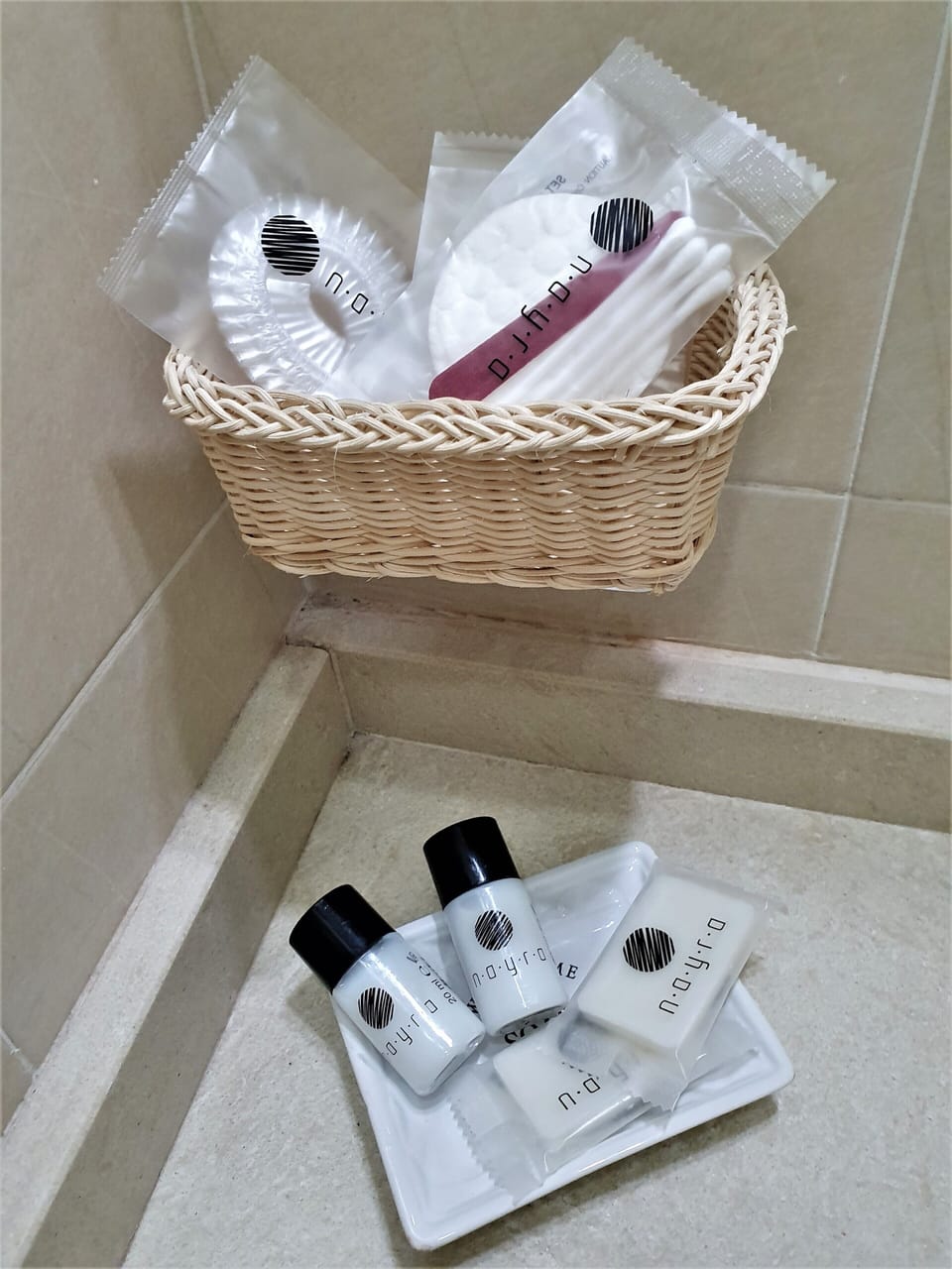 Classic Quadruple Room | Bathroom amenities | Shower, rainfall showerhead, hair dryer, slippers