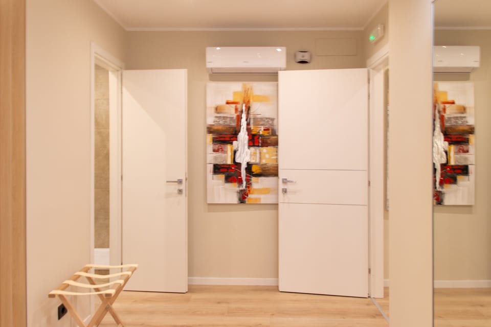 Classic Triple Room | In-room safe, desk, soundproofing, iron/ironing board (on request)