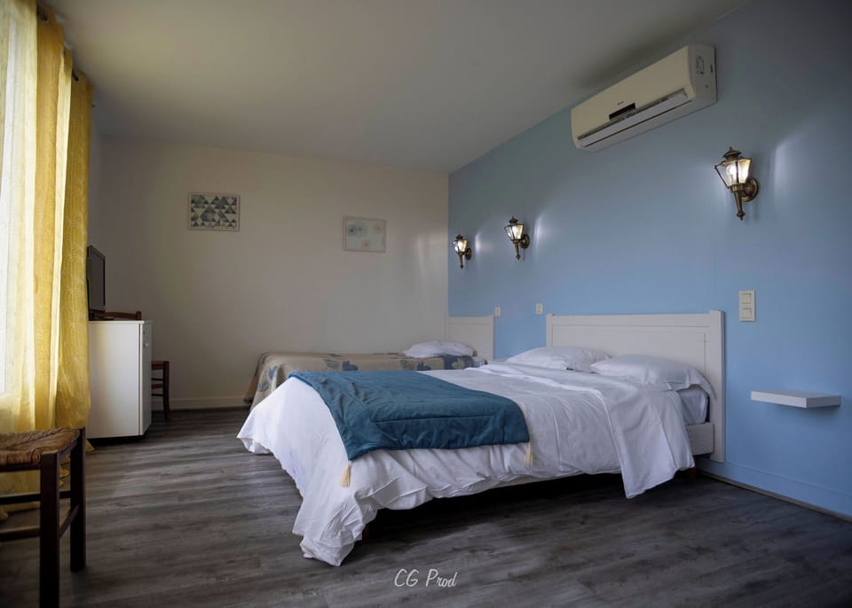 Quadruple Room | Minibar, soundproofing, free WiFi, bed sheets