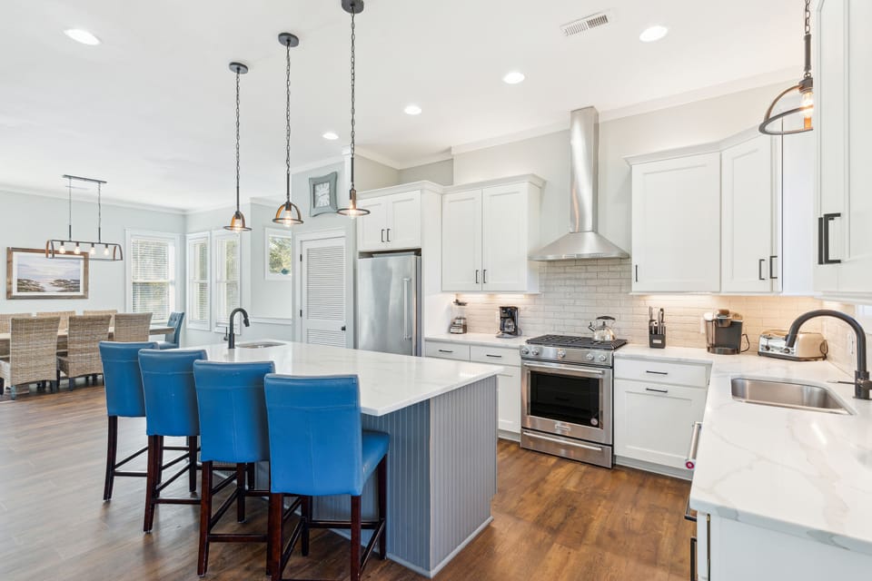 Kitchen with island seating