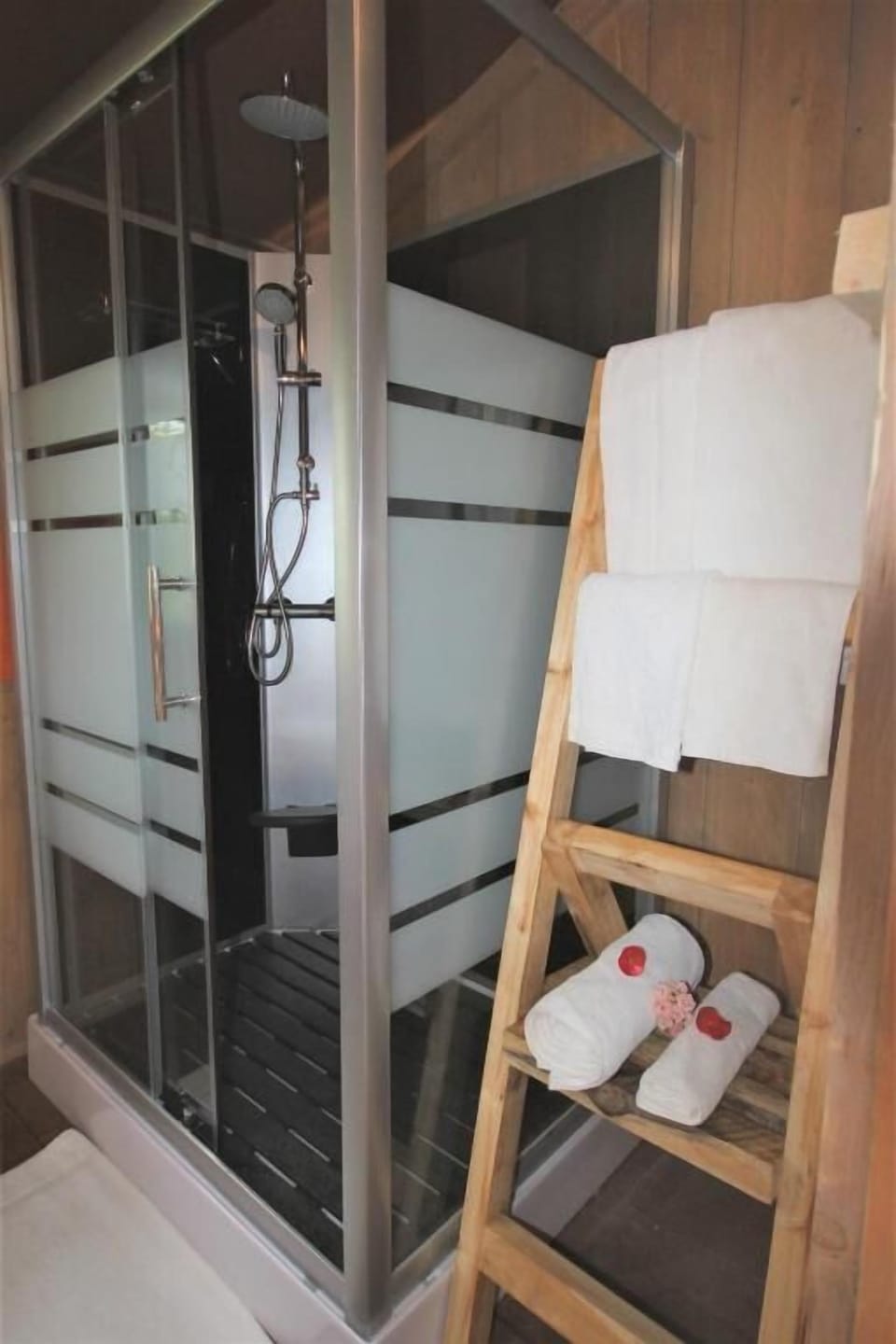 In-room safe, laptop workspace, free WiFi, bed sheets