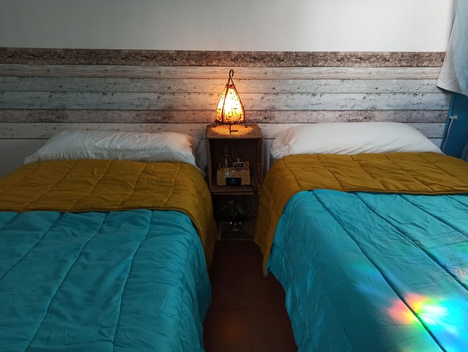 Basic Double Room, 2 Twin Beds | WiFi (free), bed sheets