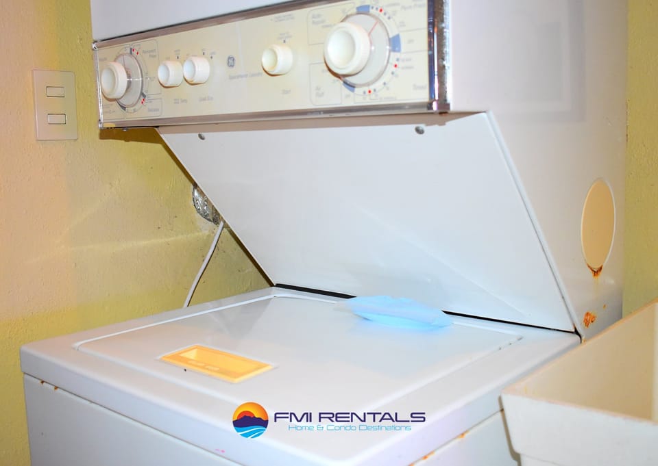 Condo equipped with washer and dryer
