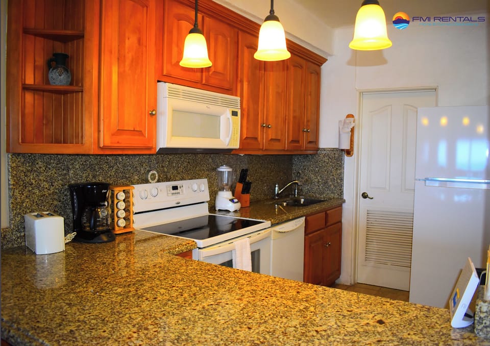 Kitchen completely equipped with all that you might need for cooking