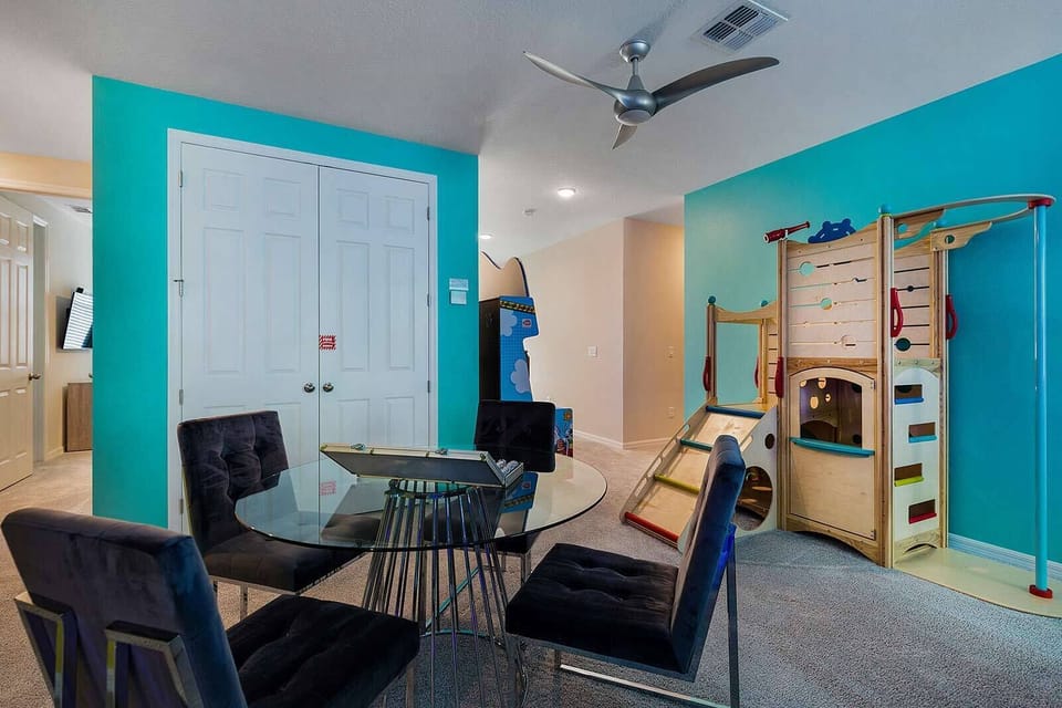 Loft w/ Shuffleboard Table & Mini Jungle Gym *Highlight*
