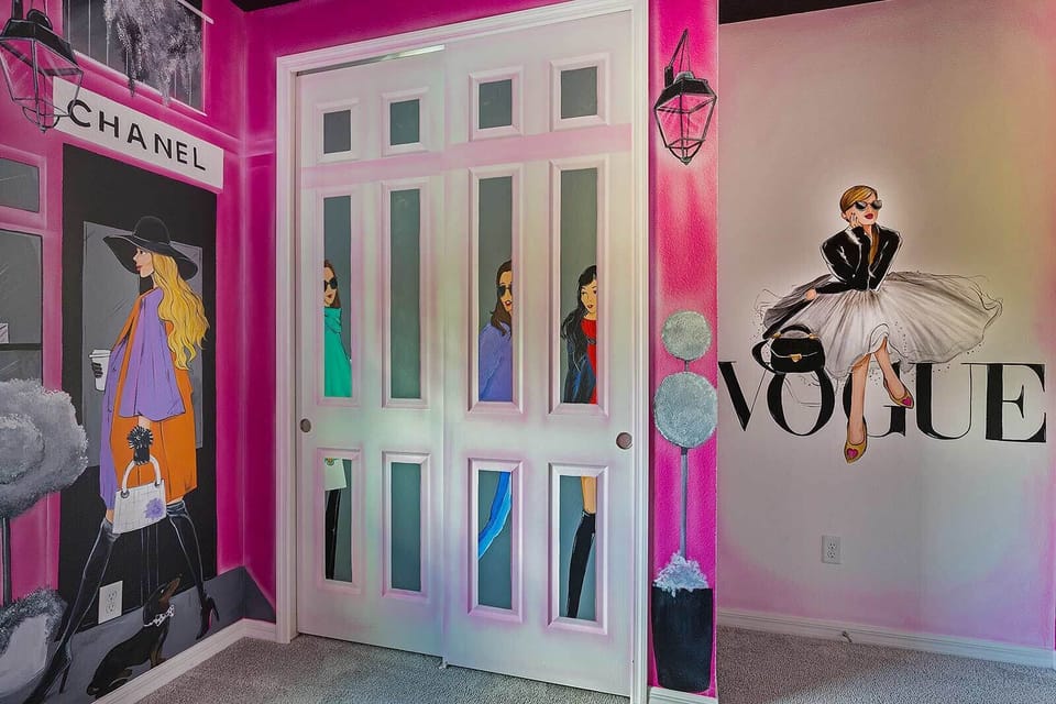 Fashionista *Theme Room* 2 on Second Floor