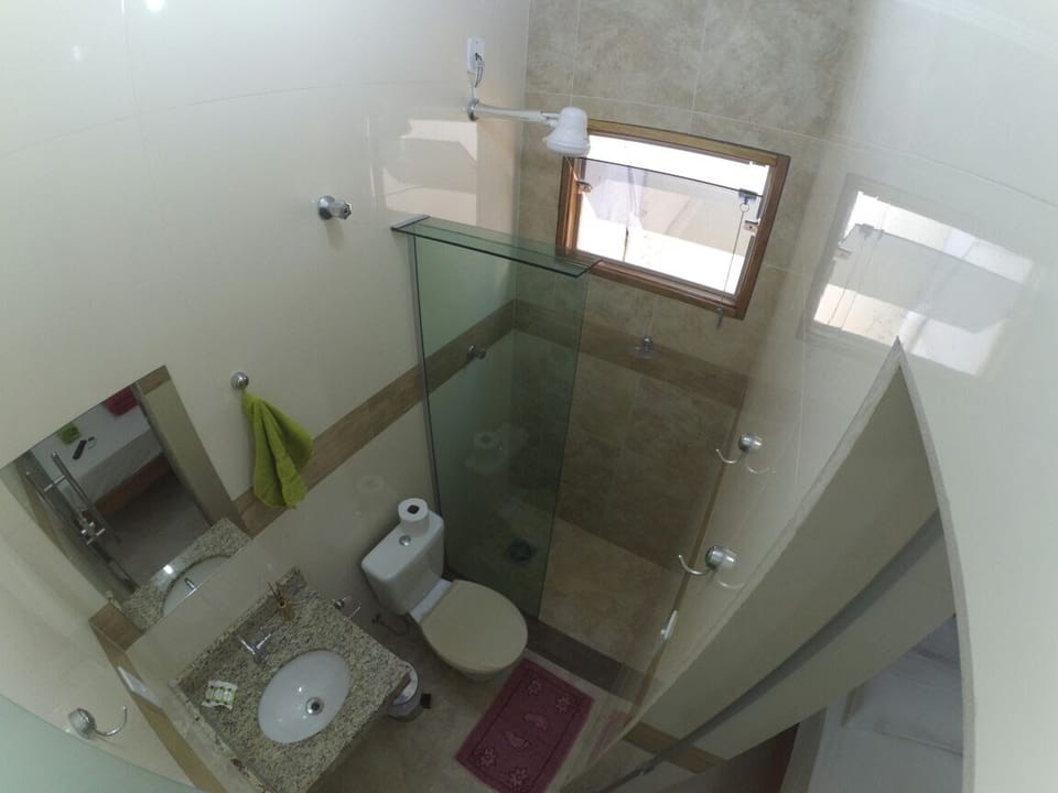 Basic Triple Room | Bathroom | Shower, towels, soap, shampoo