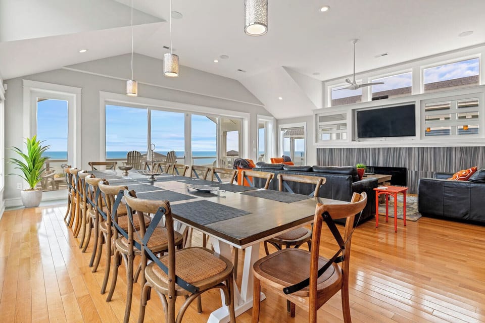 Dining Area on Third Level