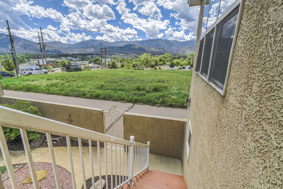 Close to downtown!