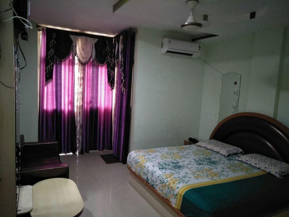 Standard Room | Individually decorated, free WiFi