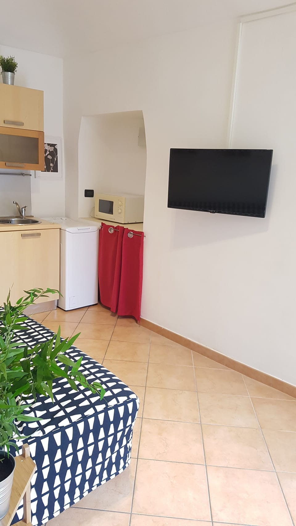 Apartment, 1 Bedroom | Television