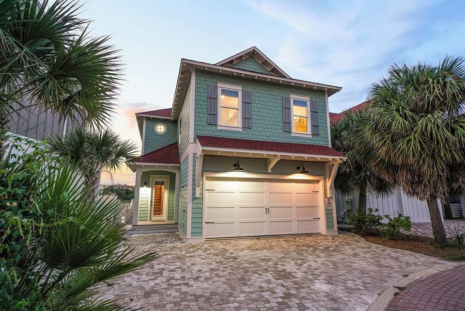 Don't Worry Beach Happy - Miramar Beach - Front Exterior