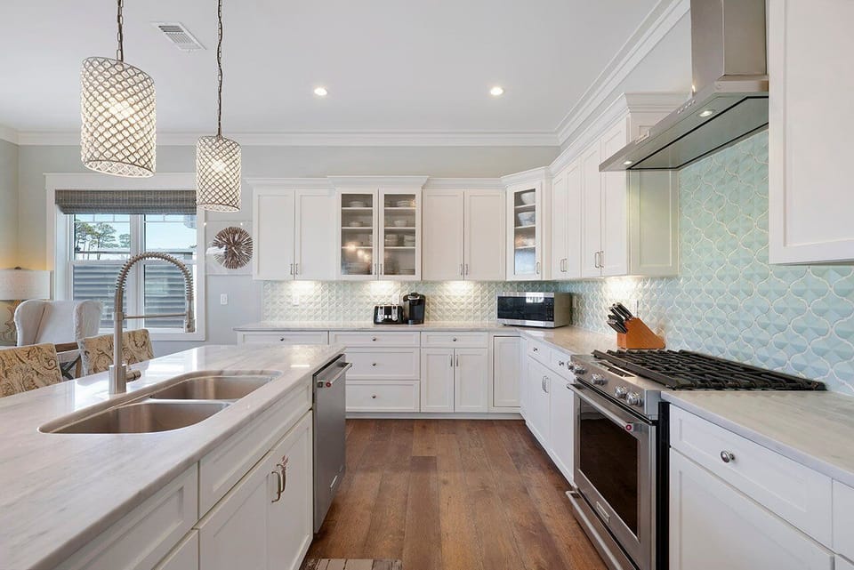 Don't Worry Beach Happy - Miramar Beach - Kitchen