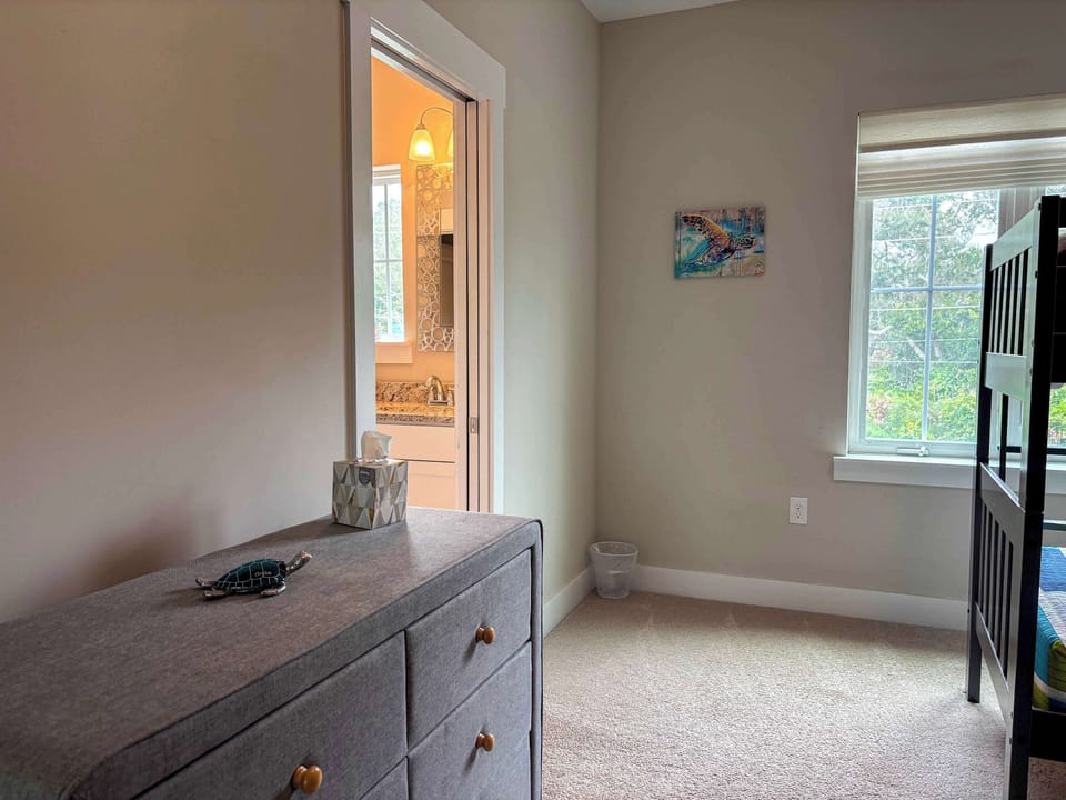 Attached Jack & Jill bathroom