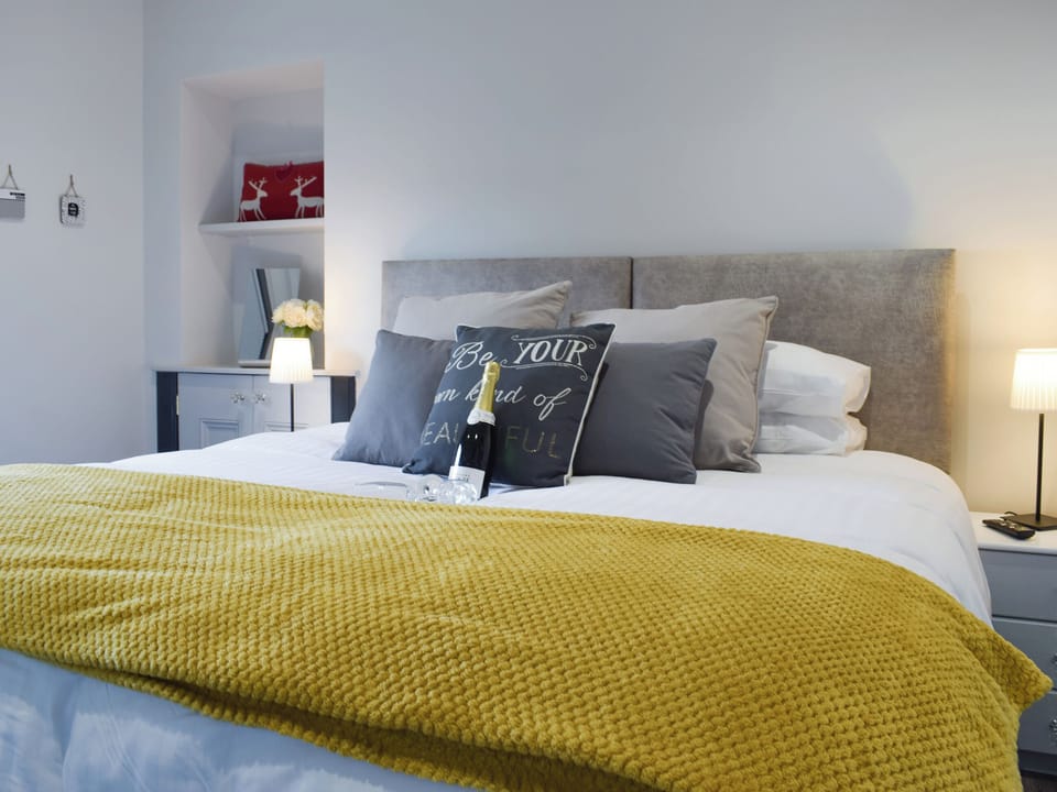 Relaxing double bedroom | Reflections, St Monans, near Anstruther