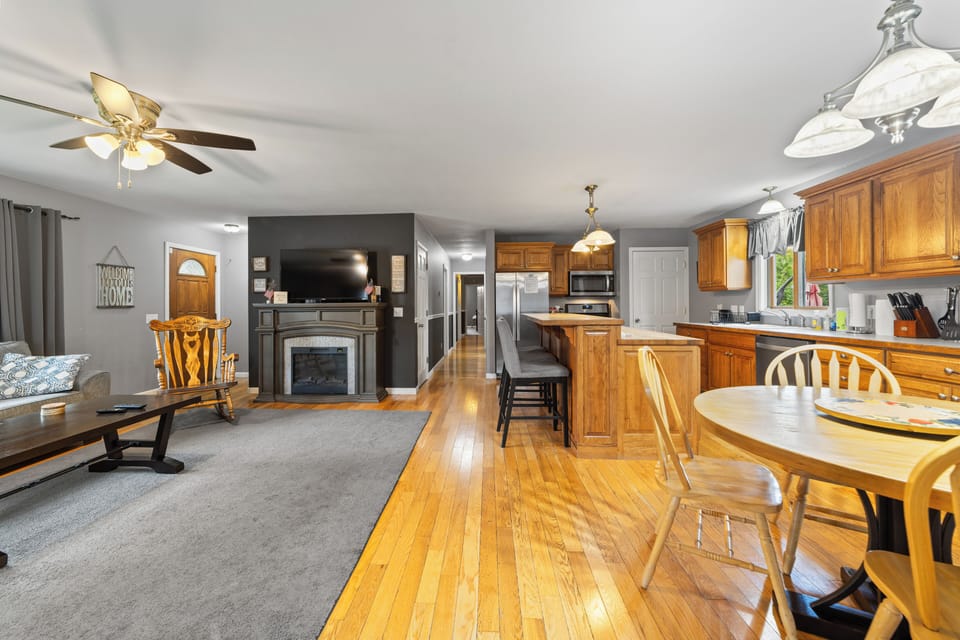 Open Floorplan perfect for enjoying time with your friends and family